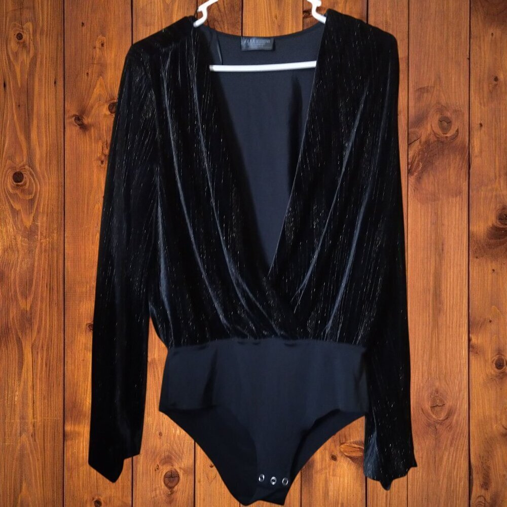 Zara omen's Medium Black Velvet Metallic Long Sleeve Bodysuit Whimsigoth Goth